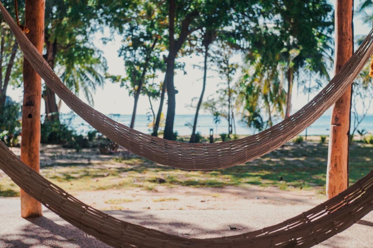 Sangat Island Dive Resort Coron Dış mekan fotoğraf